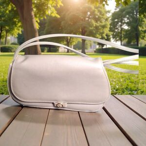 Liz Claiborne Shoulder Bag Beige Faux Leather Flap Purse Minimalist Classic